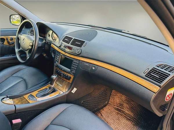 MERCEDES BENZ E350 - 2008 - CLEAN CAR FRESH JAPAN IMPORT