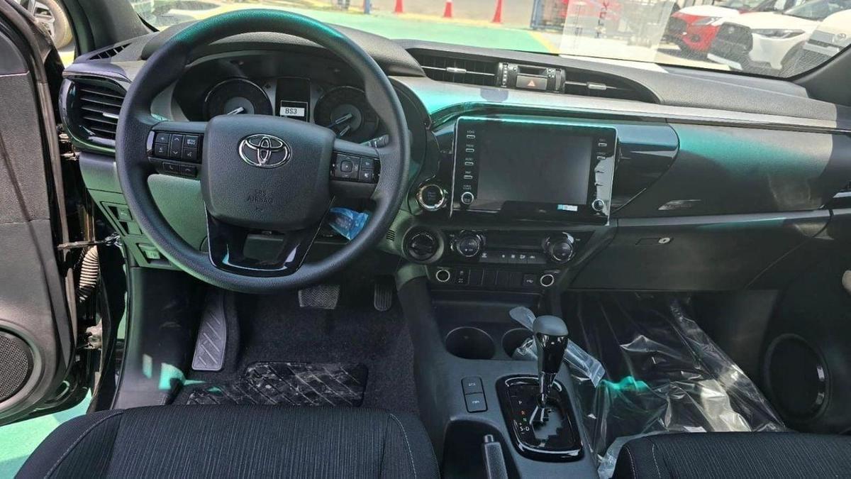 Toyota Hilux ADVENTURE 4.0L V6 PETROL 2025 GCC-6-6