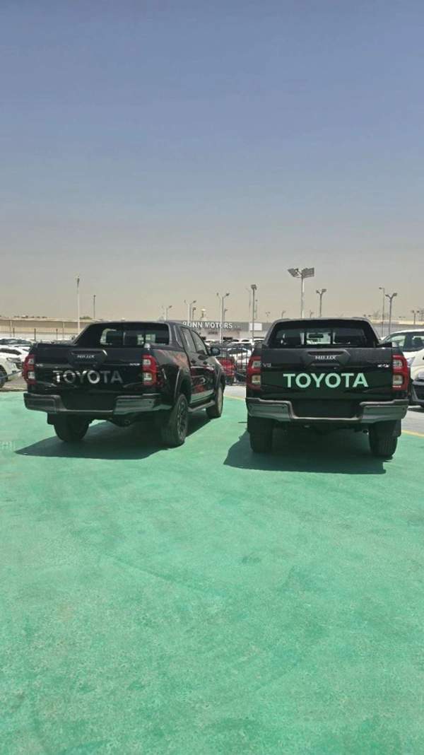 Toyota Hilux ADVENTURE 4.0L V6 PETROL 2025 GCC