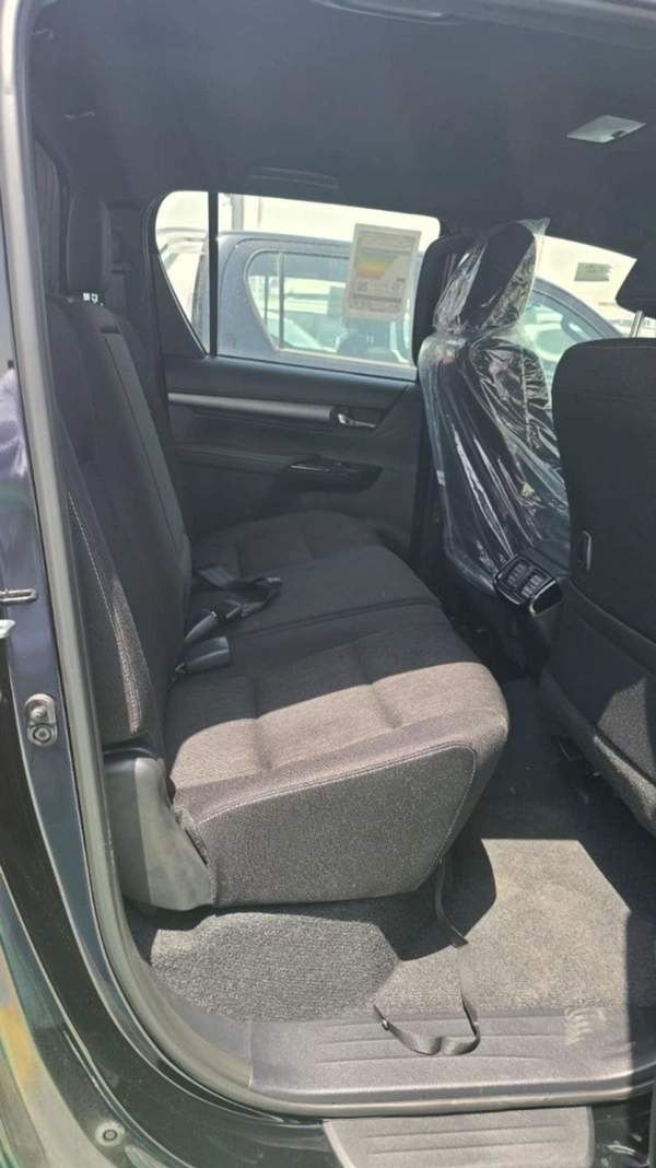 Toyota Hilux ADVENTURE 4.0L V6 PETROL 2025 GCC