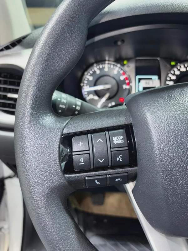 Toyota Hilux Double Cab GLX 2026 4WD 2.7L GCC Specs