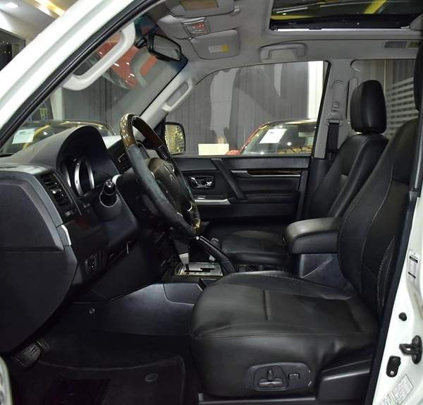 Mitsubishi Pajero GLS Di-D ( 2012 Model ) in White Color GCC Specs