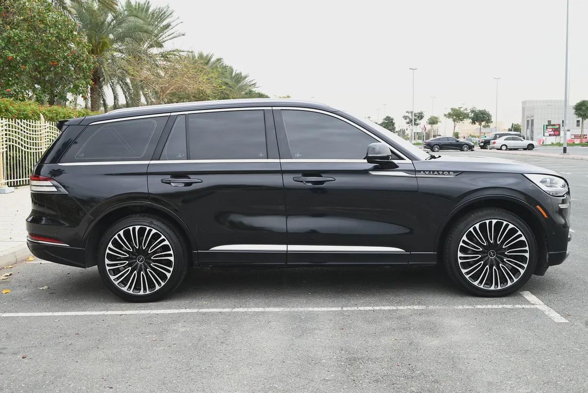 0% - AGENCY MAINTAINED - UNDER WARRANTY 2028 - LINCOLN AVIATOR PRESIDENTIAL - GCC-6-6