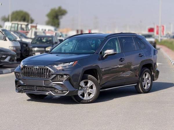 Toyota RAV4 XLE full option