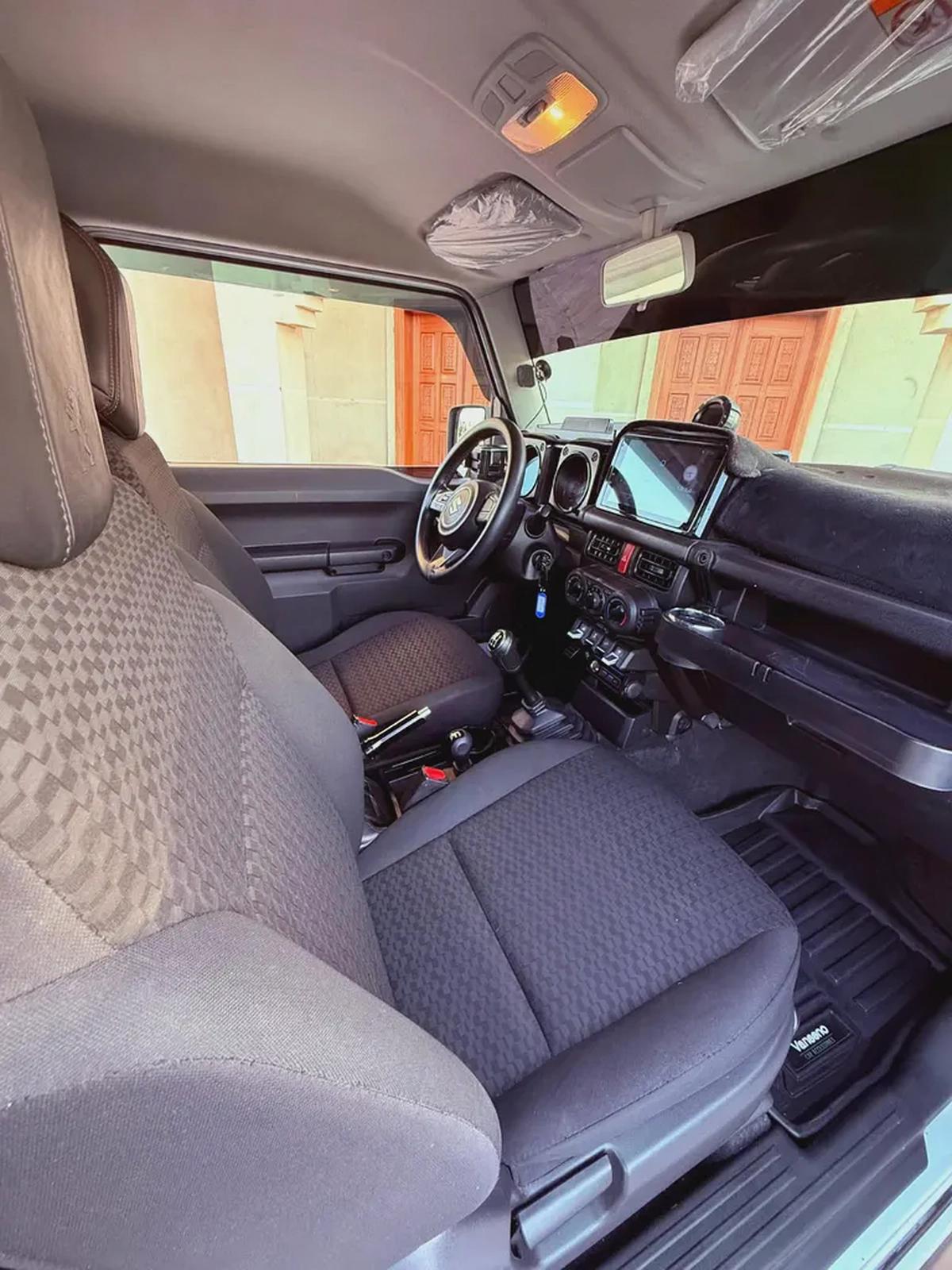 سوزوكي جيمي جير عادي GCC Specs Suzuki Jimny GLX AT 2-Door, 2020-14-14