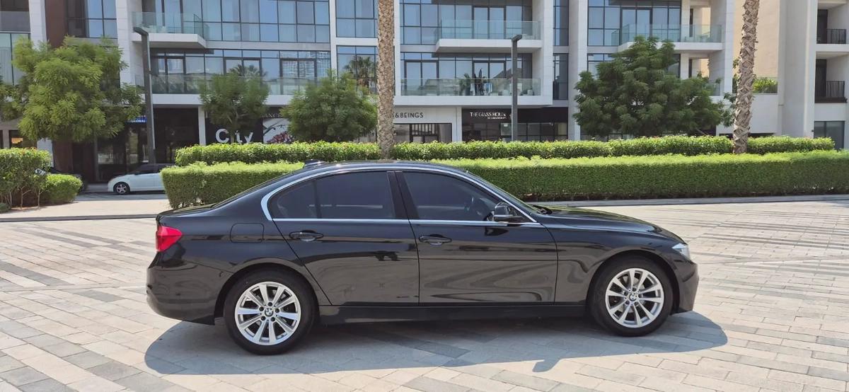 2018 BMW 318i-Excellent Condition-Full Service History with BMW-Bank Finance Available-1-1