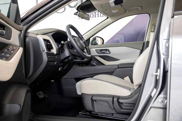 Nissan X-Trail S