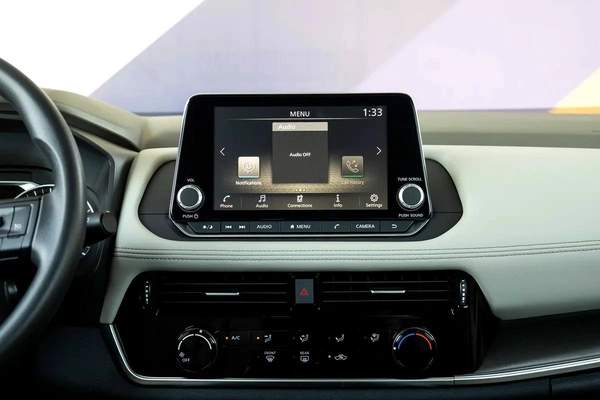 Nissan X-Trail S