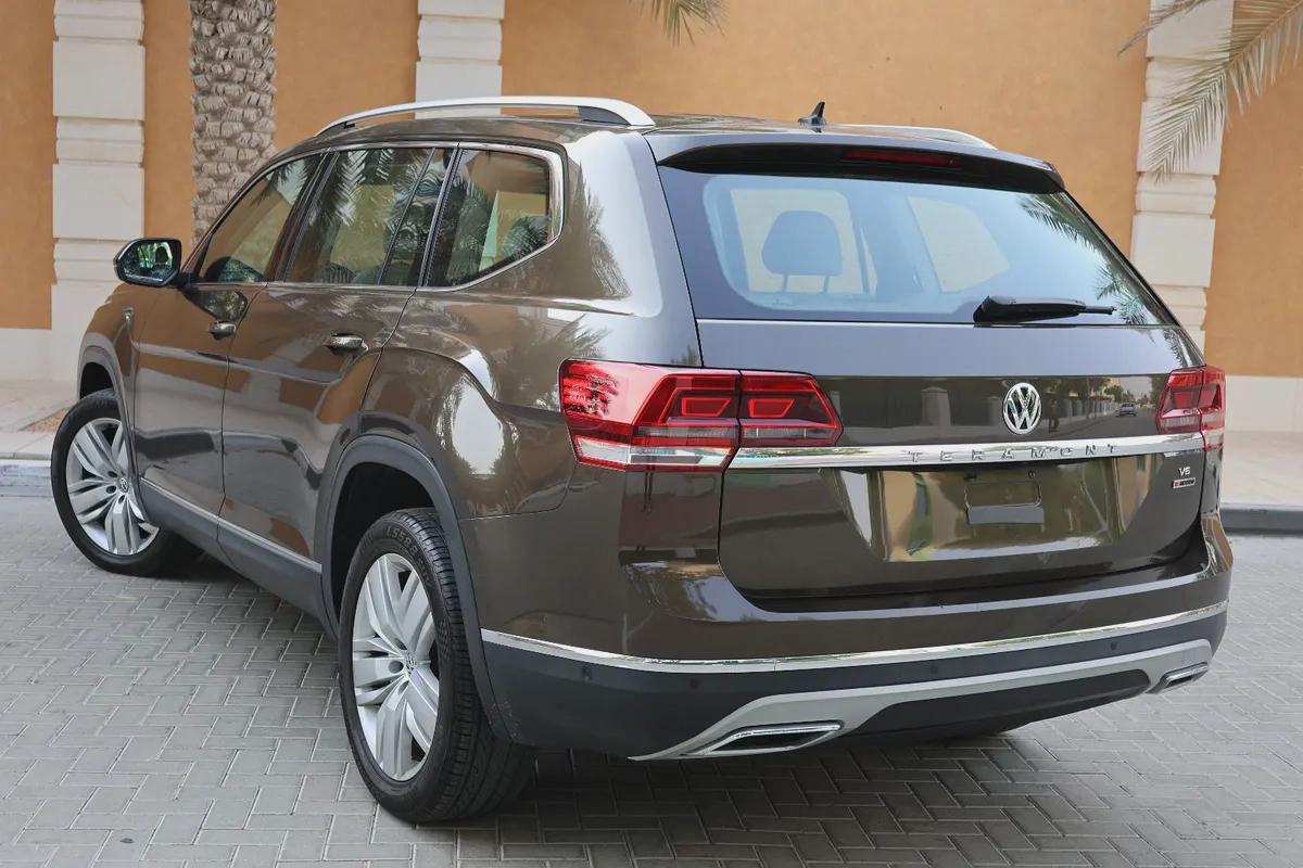 VOLKSWAGEN TERAMONT SEL V6 4MOTION - GCC SPECS - FULL SERVICE HISTORY FROM AGENCY - ACCIDENT FREE --4-4
