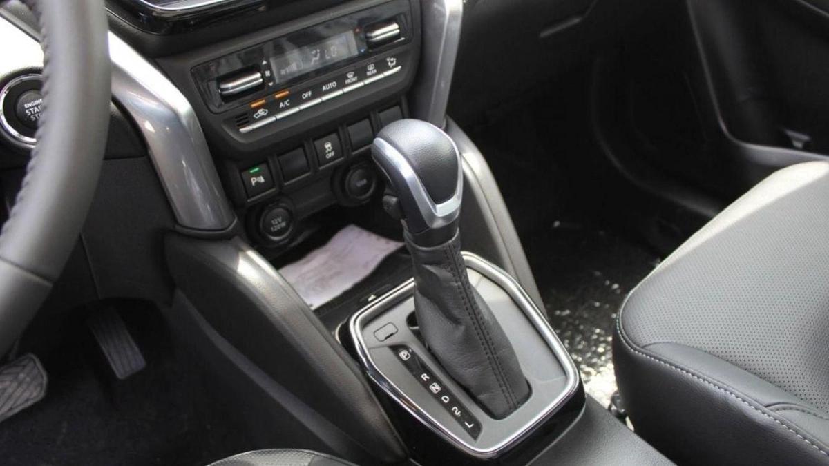 Suzuki Grand Vitara Suzuki grand vitara 4x2 AT 1.5l petrol MY2025-9-9