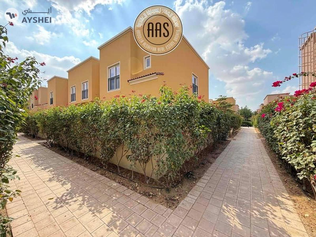 Hot Property ! 4Bedroom Townhouse Villa Available For Rent in Villanova-0-landscape