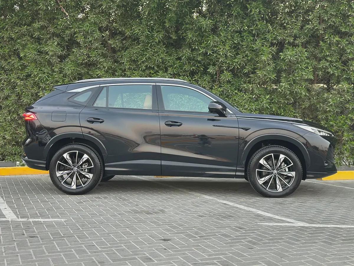 MG l HS LUXURY 2025 I GCC I FULL OPTION-4-4