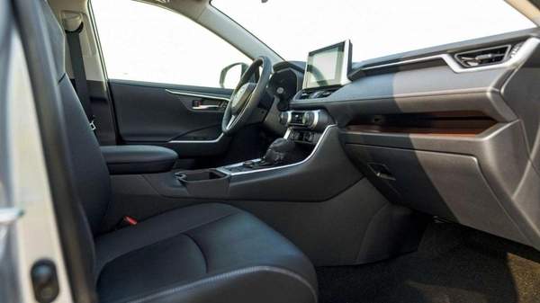 Toyota RAV4 LIMITED 2.0P AT 4X4 MY2024