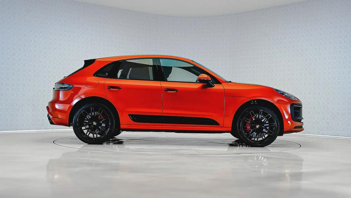 Special Offer | AED 5,098 PM | Low KM, High Option, Premium Colour | Macan GTS-3-3
