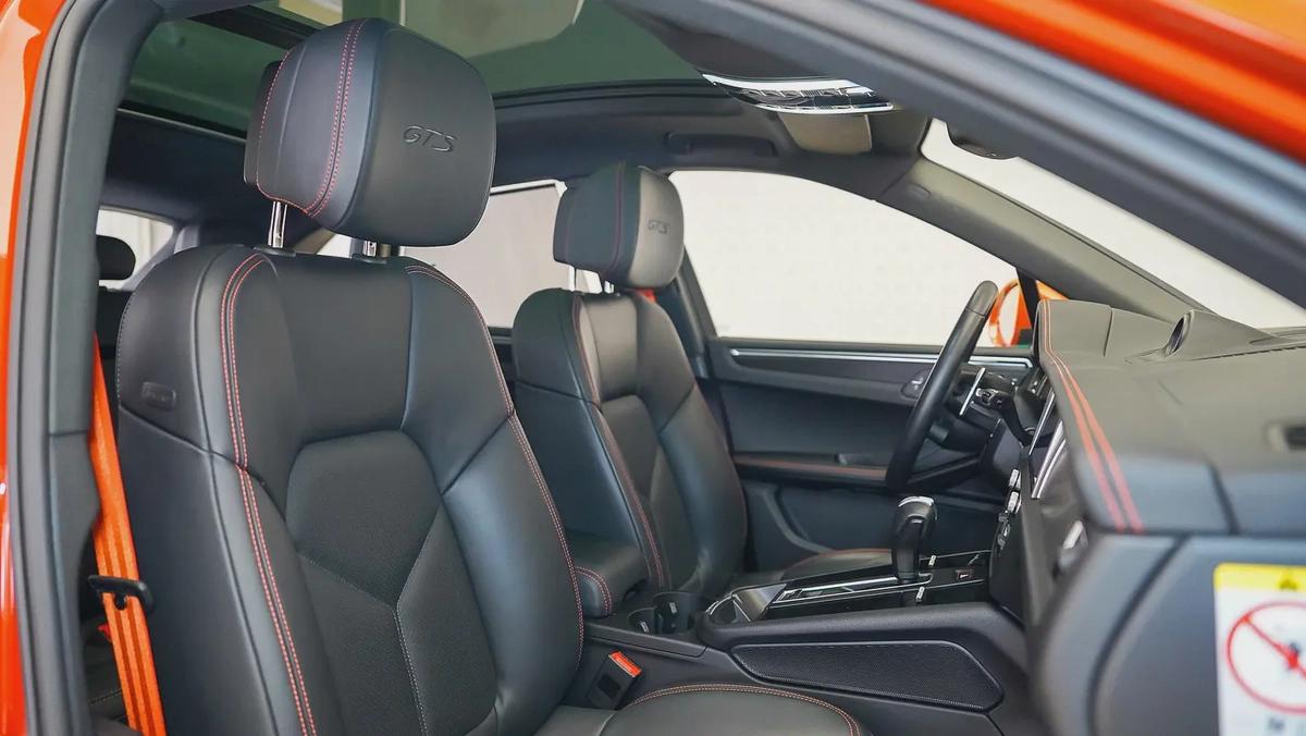 Special Offer | AED 5,098 PM | Low KM, High Option, Premium Colour | Macan GTS-5-5