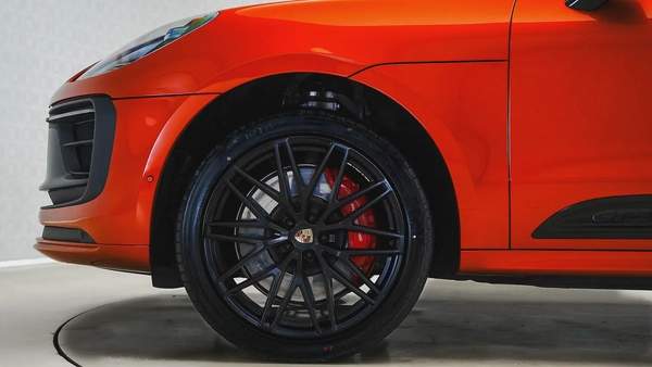 Special Offer | AED 5,098 PM | Low KM, High Option, Premium Colour | Macan GTS