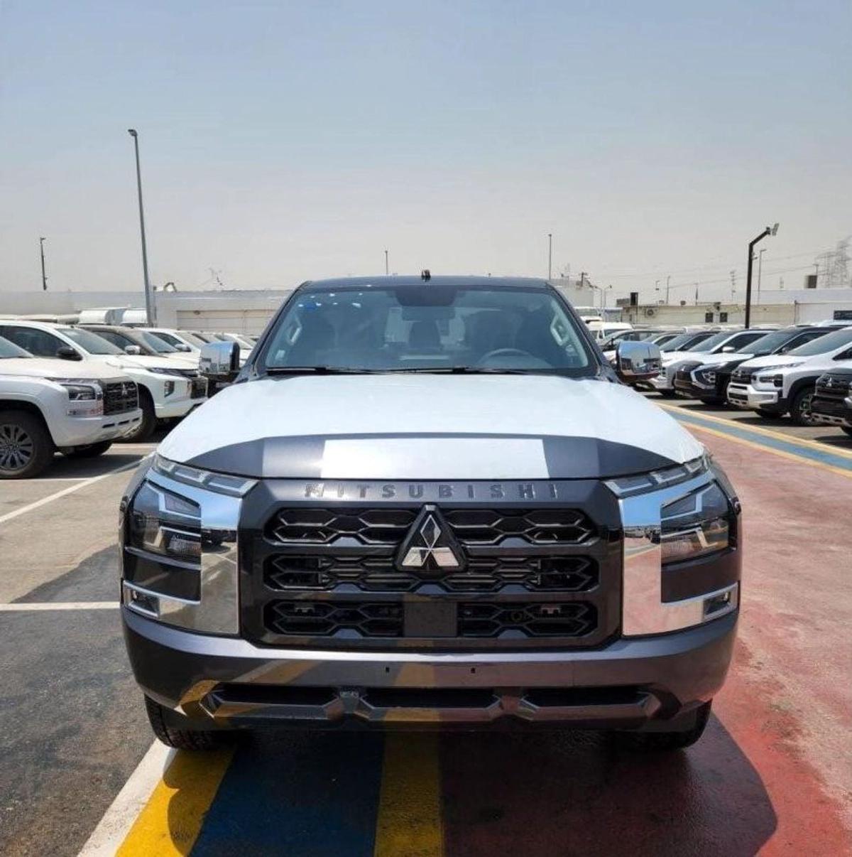 Mitsubishi L200-1-1