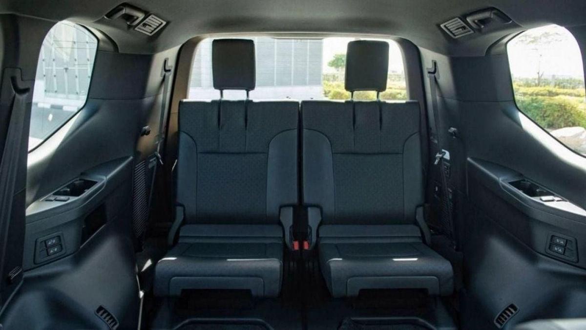 Toyota Land Cruiser LAND CRUISER GR SPORT 3.5L BLACK-18-18