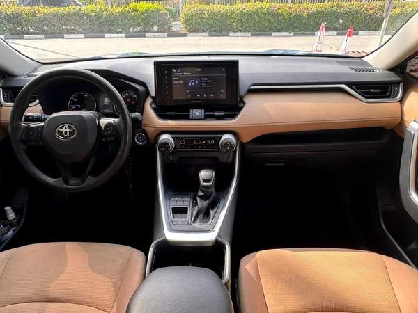 TOYOTA RAV4 BASIC OPTION HYBRID MODEL 2022