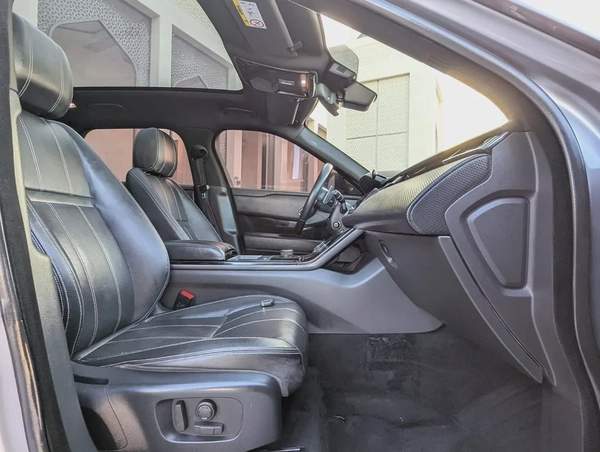 LAND ROVER RANGE ROVER VELAR 2020 R-DYNAMIC SE GCC IN EXCELLENT CONDITION