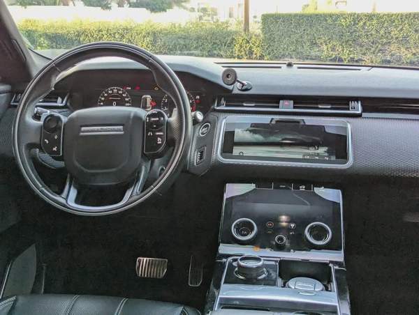 LAND ROVER RANGE ROVER VELAR 2020 R-DYNAMIC SE GCC IN EXCELLENT CONDITION