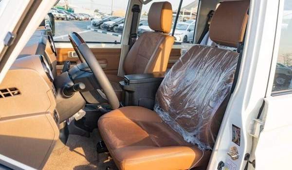 Toyota Land Cruiser 70 LC 76 2.8 DIESEL AT