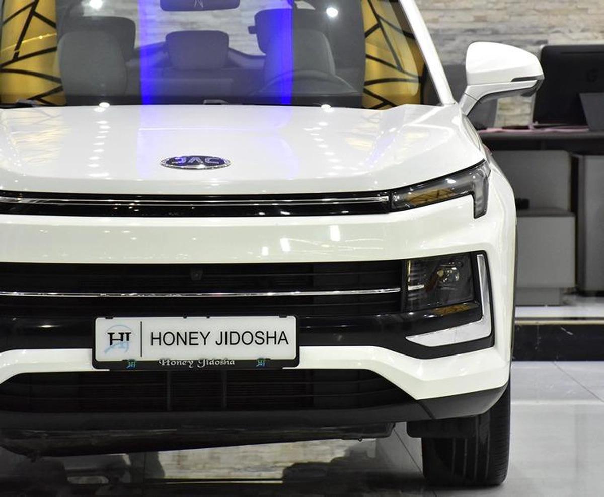 JAC JS4 1.5T ( 2023 Model ) in White Color GCC Specs-12-12