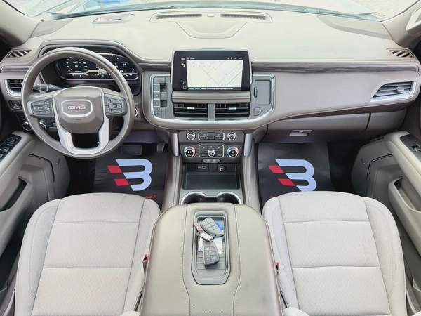 جي ام سي يوكن SLT اسود / بيج خليجي الكندي GMC Yukon SLT 2022 - GCC Specs - Pristine Condition