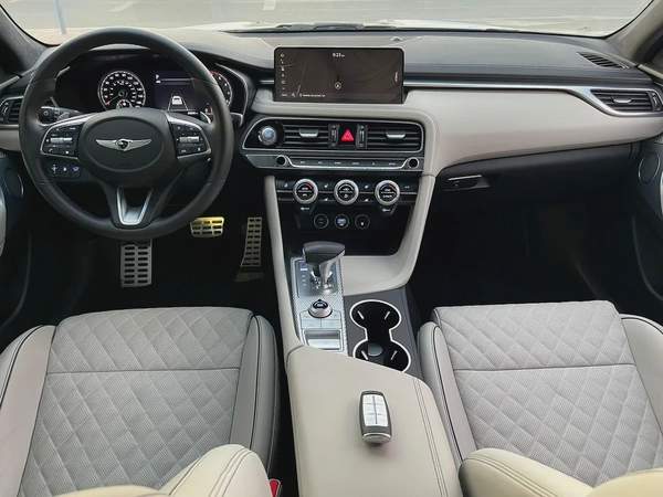 GENESIS - G70 - 2023 - ROYAL - V6 - 3,3L - TWIN TURBO - AMERICAN SPECS VERY GOOD CONDITION