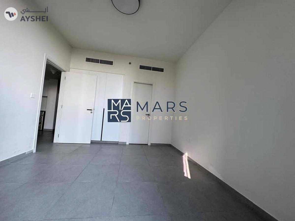 The Cozy & Lavish 1BHK Apartment in Boulevard Aljada-4-4