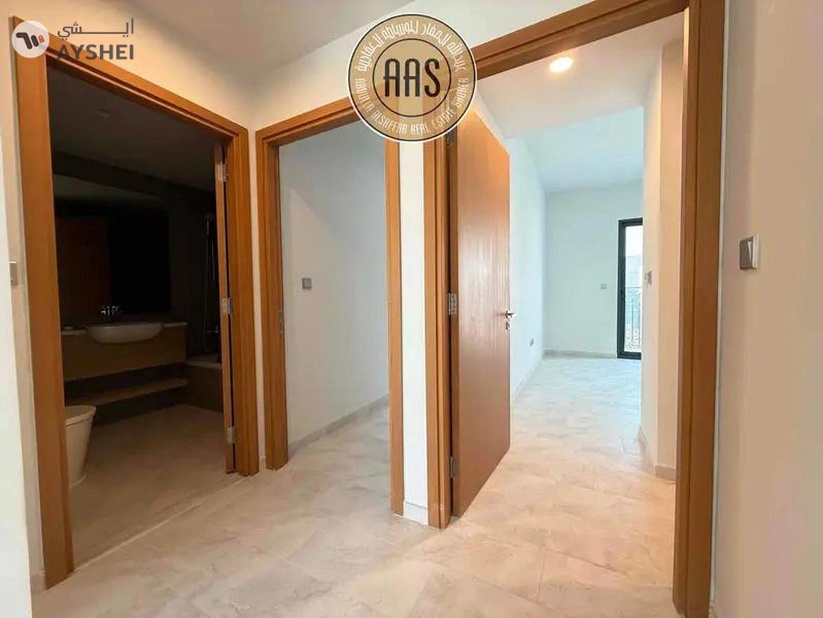 Prime Location ! 3Bed Townhouse Villa Available For Rent in Villanova-4-4