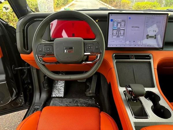 ROX 01 VIP 6 Seaters - 2025 1.5T HYBRID