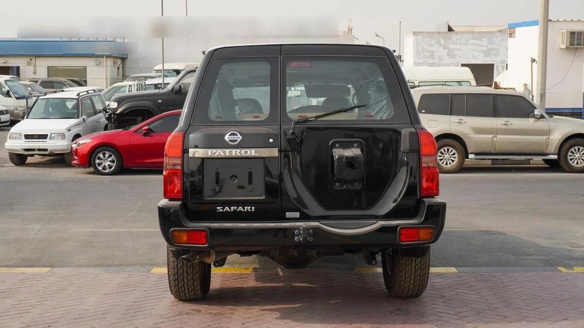 Nissan Patrol-5-5