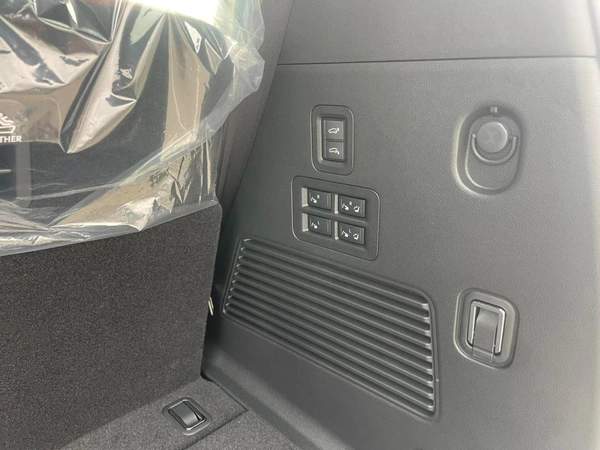 Nissan Patrol PLATINIUM WITH BLACK ROOF 2026