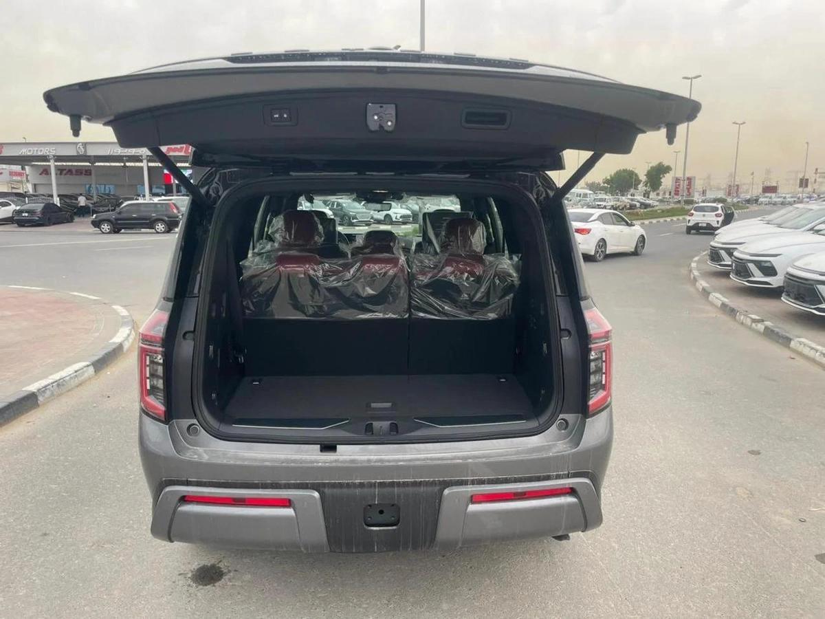Nissan Patrol PLATINIUM WITH BLACK ROOF 2026-3-3