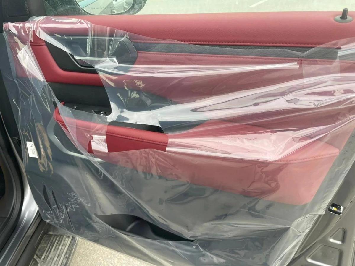 Nissan Patrol PLATINIUM WITH BLACK ROOF 2026-15-15