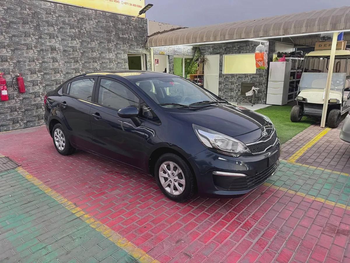 Kia Rio Base-0-0