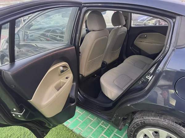 Kia Rio Base