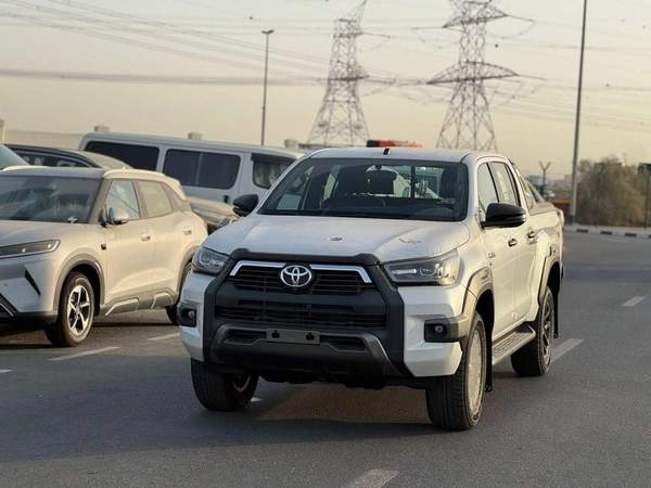 Toyota Hilux GLX 2.7L Double Cab Utility RWD A/T