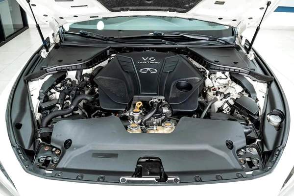 Infiniti Q50 Turbo