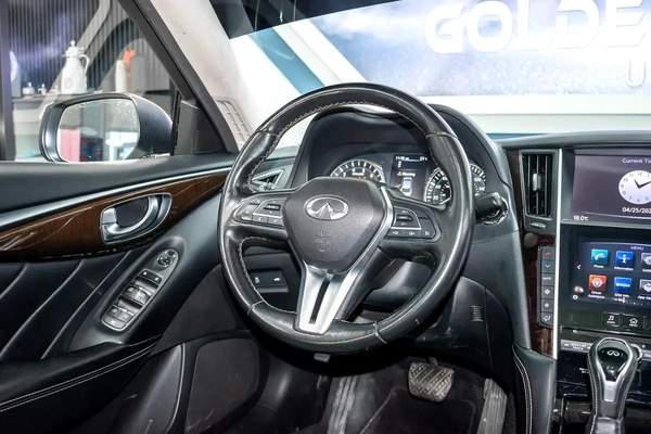 Infiniti Q50 Turbo