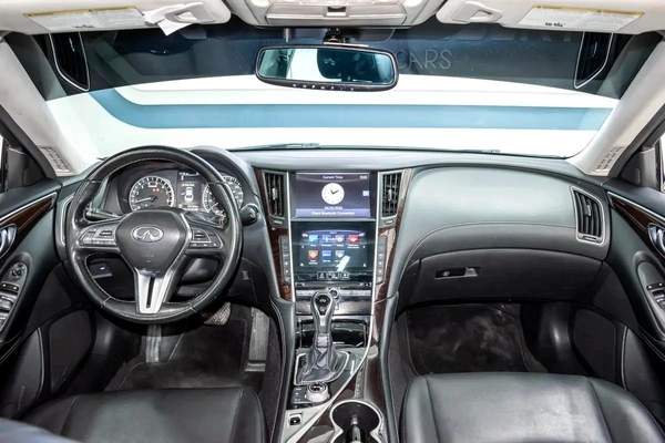 Infiniti Q50 Turbo