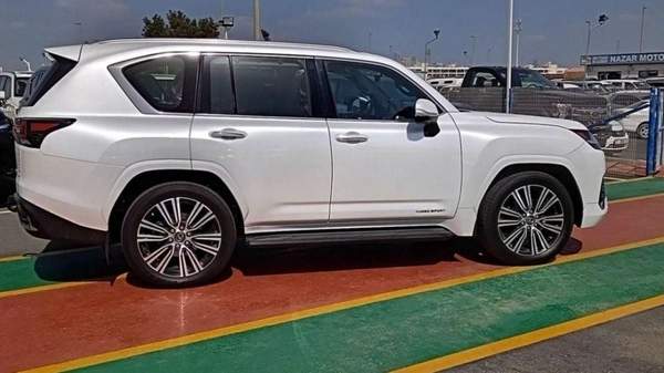 Lexus LX 600 LEXUS LX 600 TURBO SPORTS