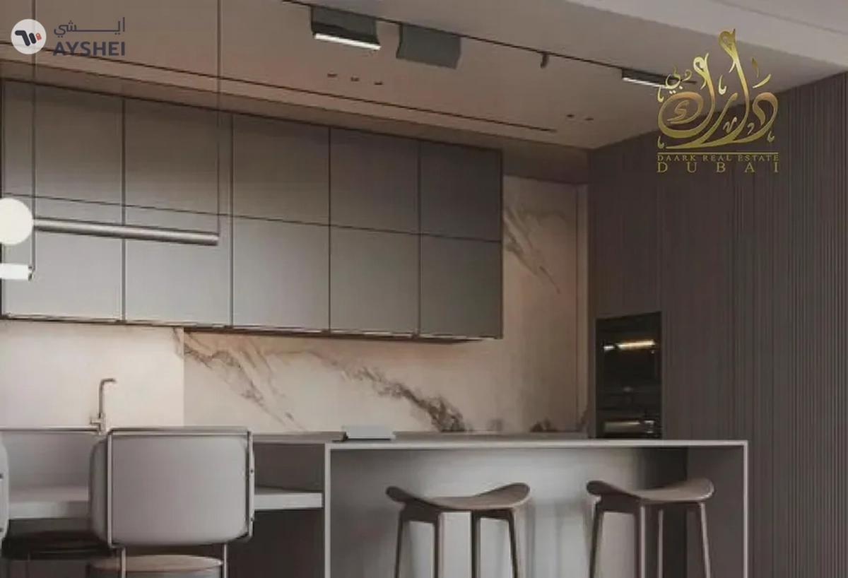 FURNISHED| ALMOST READY| 2 MIN TO CIRCLE MALL| PRIVATE POOL-0-landscape