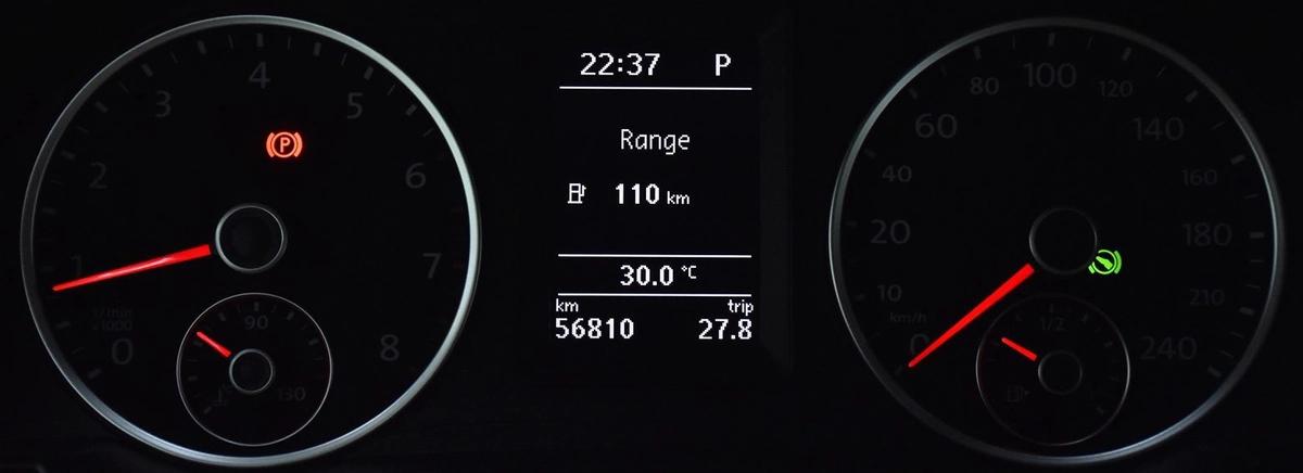 FULL AGENCY SERVICE HISTORY! Volkswagen Tiguan ( 2016 Model ) in Grey Color GCC Specs-13-13