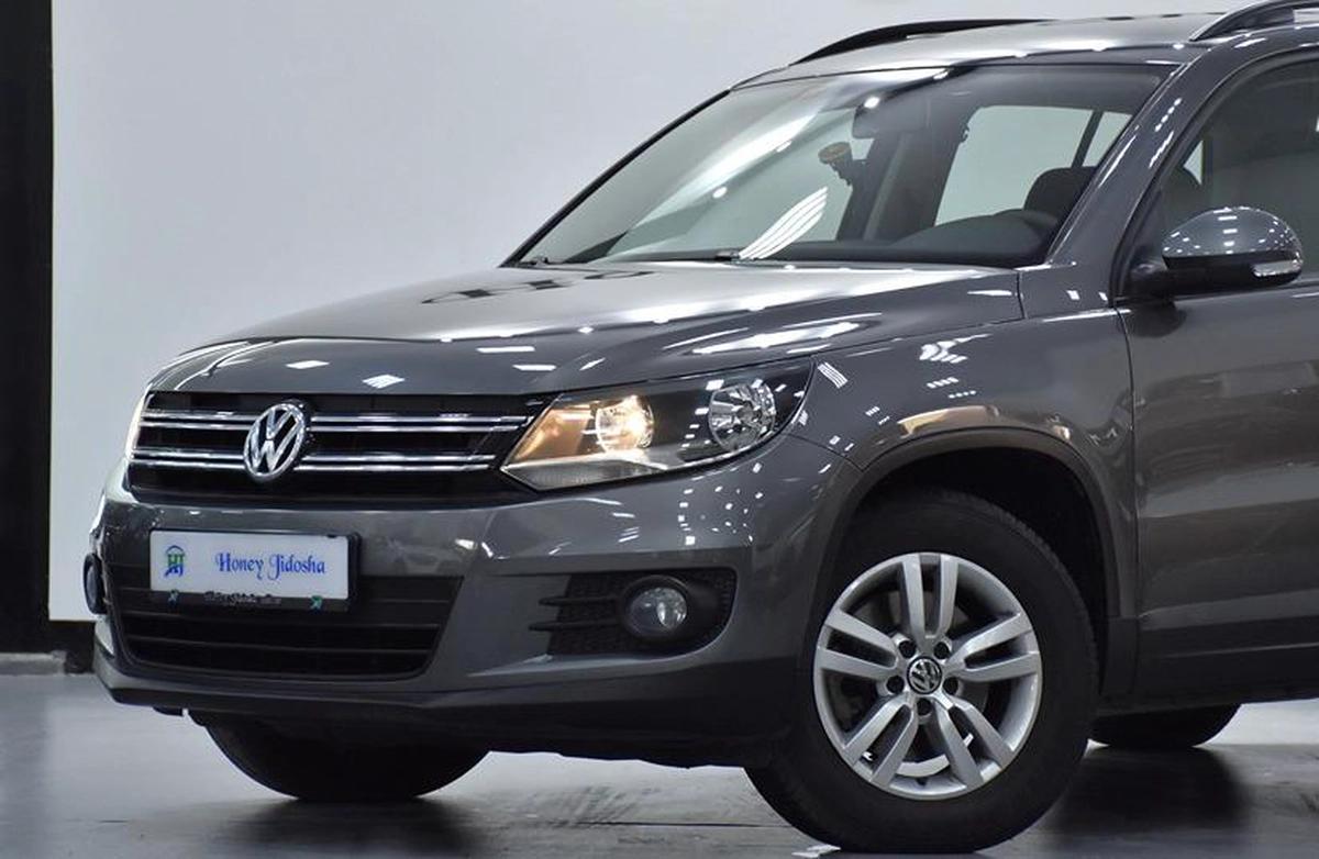 FULL AGENCY SERVICE HISTORY! Volkswagen Tiguan ( 2016 Model ) in Grey Color GCC Specs-6-6