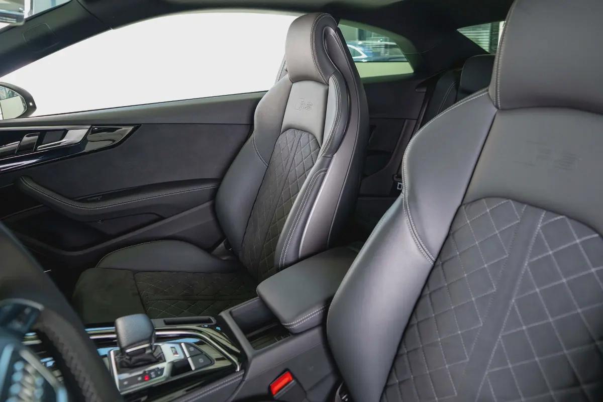 Audi RS5 Coupe-Black On Black-Active Sports Exhaust-Bang Olufsen Sound System-21 Inch Rims-16-16