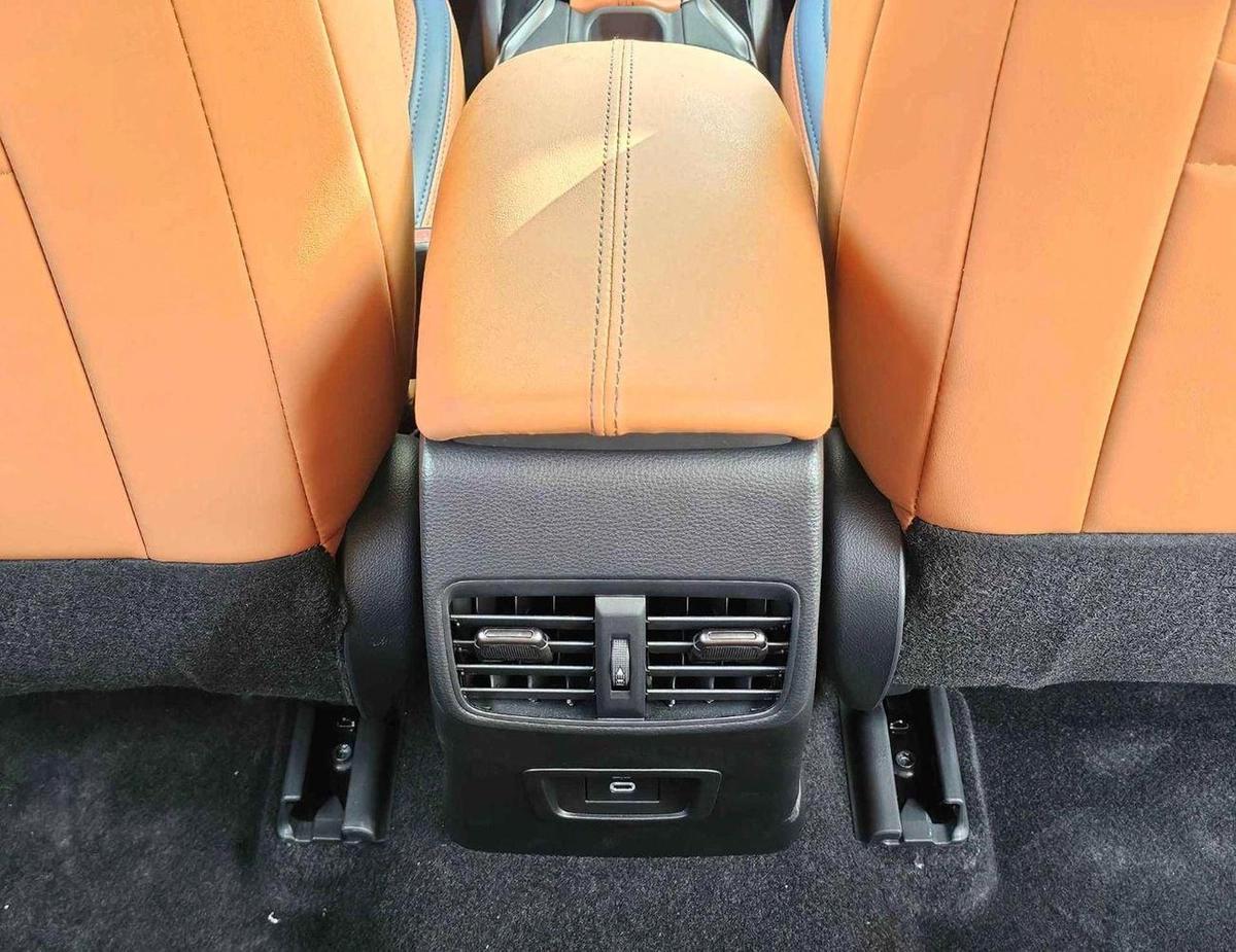 Toyota Levin GR SPORTS HYBRID / 1.8L V4 / 360*CAMERA / LEATHER SEATS / SUNROOF (CODE # TLHGR)-13-13