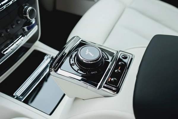 2025 ROLLS ROYCE PHANTOM | HIGH SPECS | VIP REAR SEATS