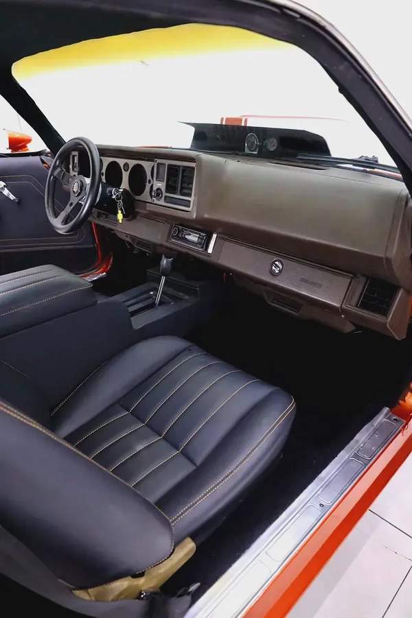 CHEVROLET CAMARO Z28 - V8 350 - BODY BY FISHER IN PERFECT CONDITION DAILY USE